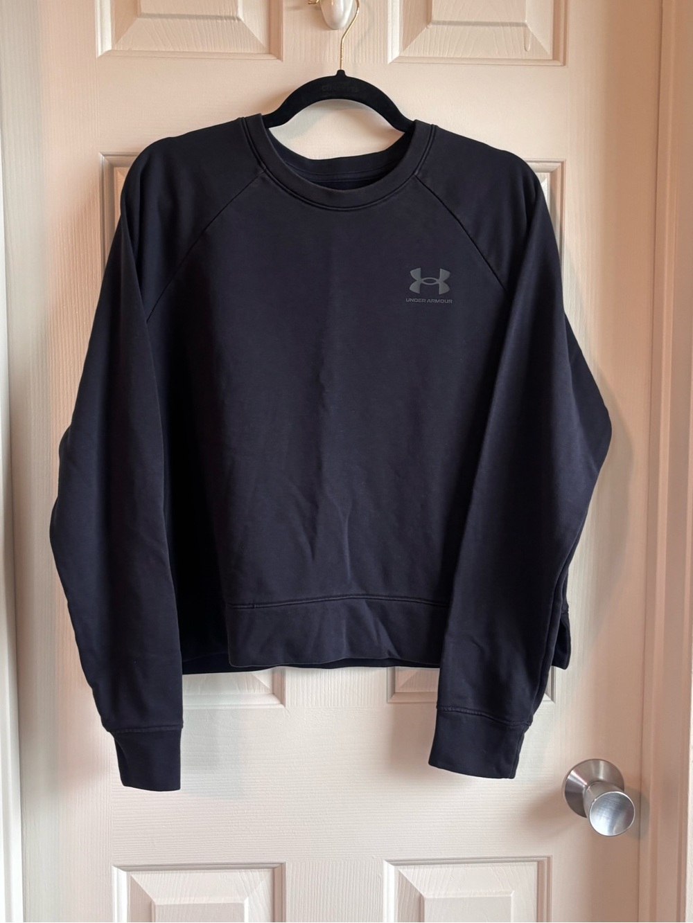 Under Armour Black Pullover Sweatshirt